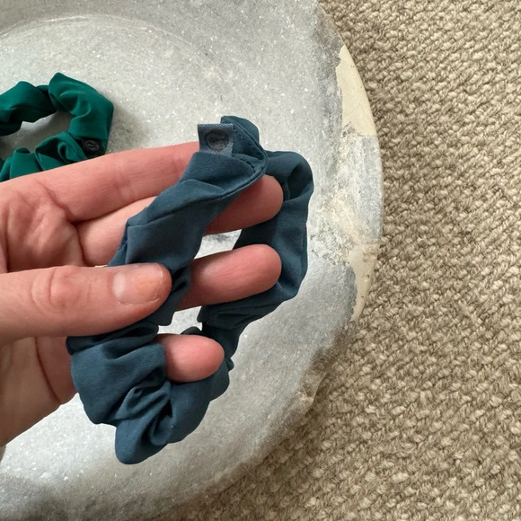 Lululemon Scrunchies - Picture 6 of 7